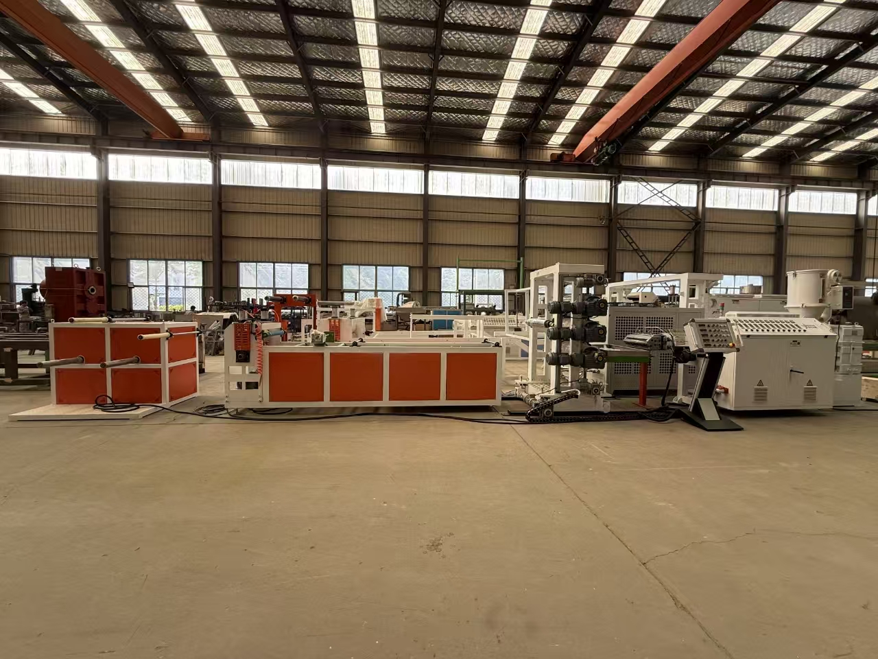 TPU/PE/PP/PS-300 Wide Sheet extrusionem linea sarcina et translationem